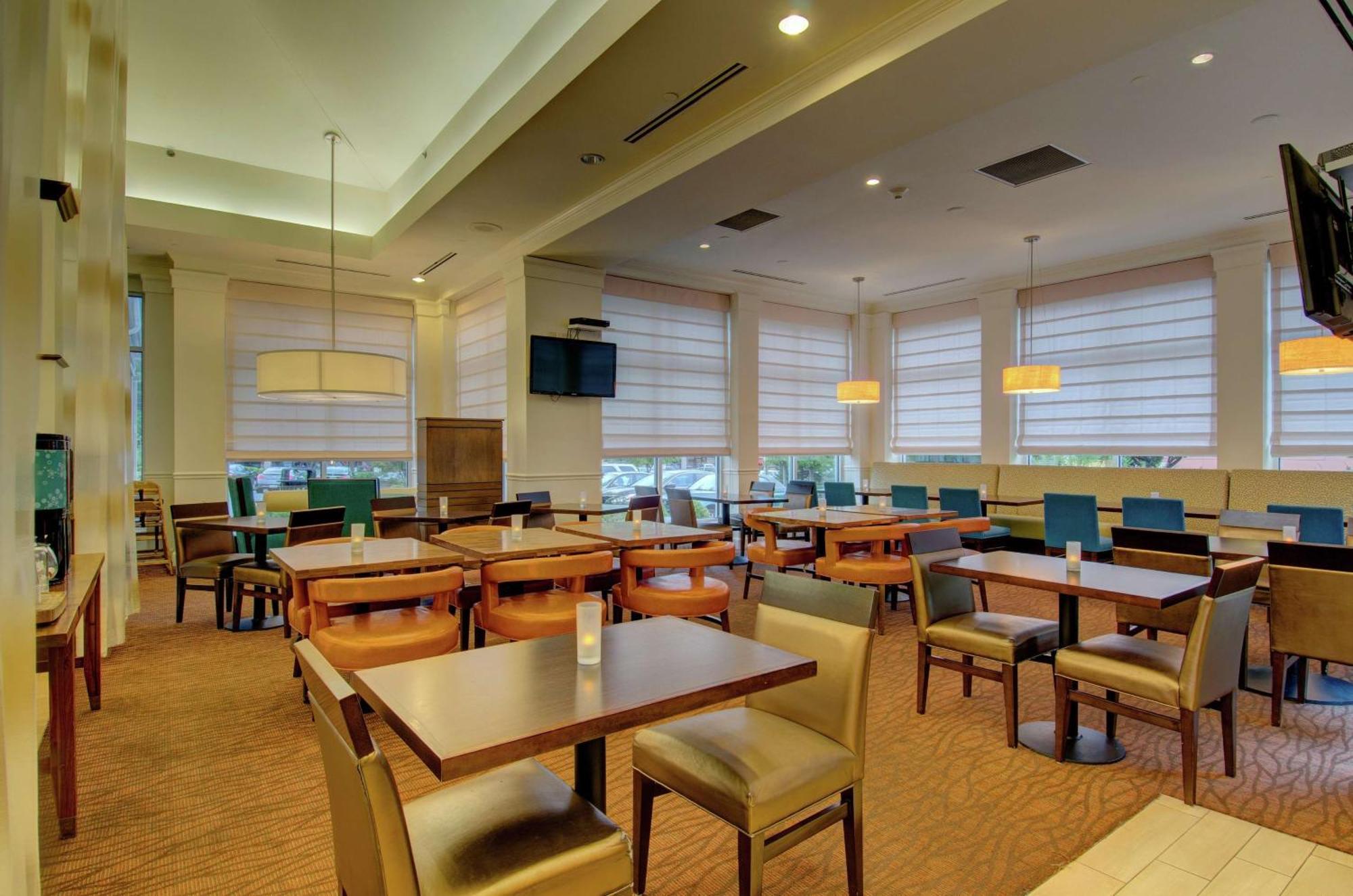 Hilton Garden Inn Νόργουοκ Εξωτερικό φωτογραφία